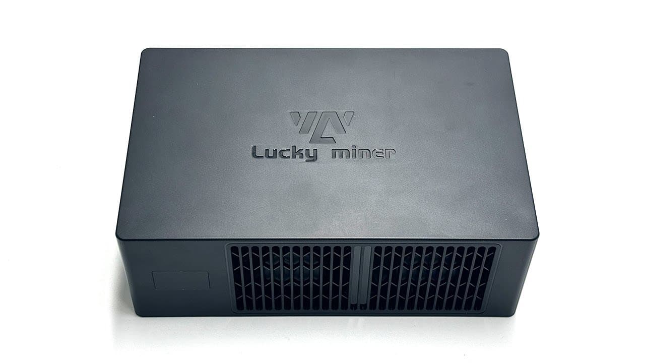 Lucky Miner LV08 4.5T – air-cooled Bitcoin ASIC miner